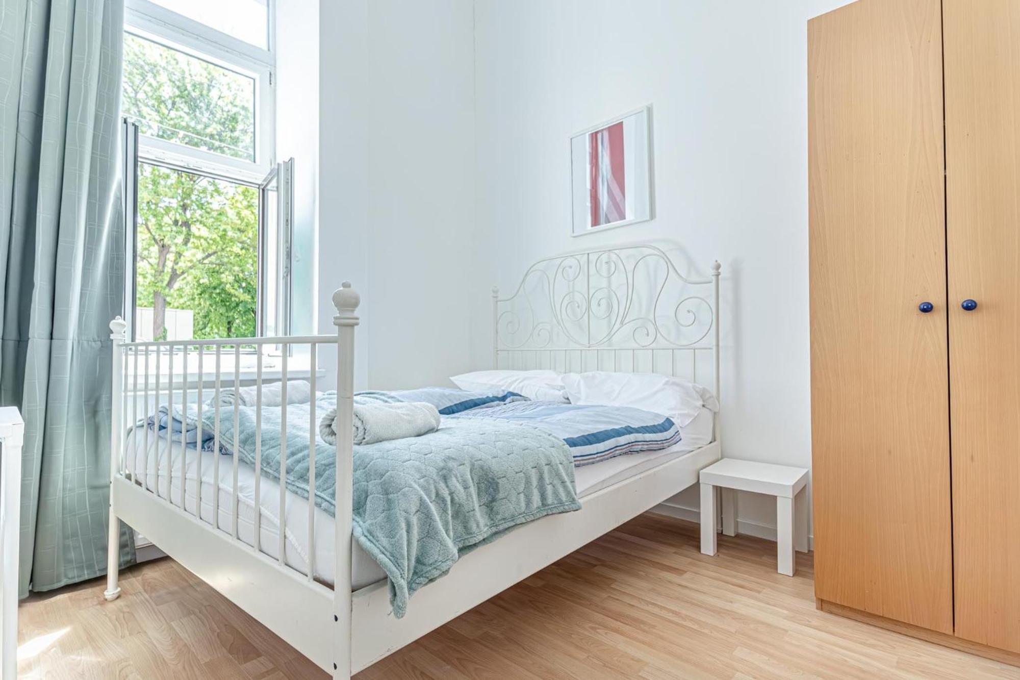 Loevly Shared 6Br With Garden Near Danube & Millenium City Wien Exteriör bild