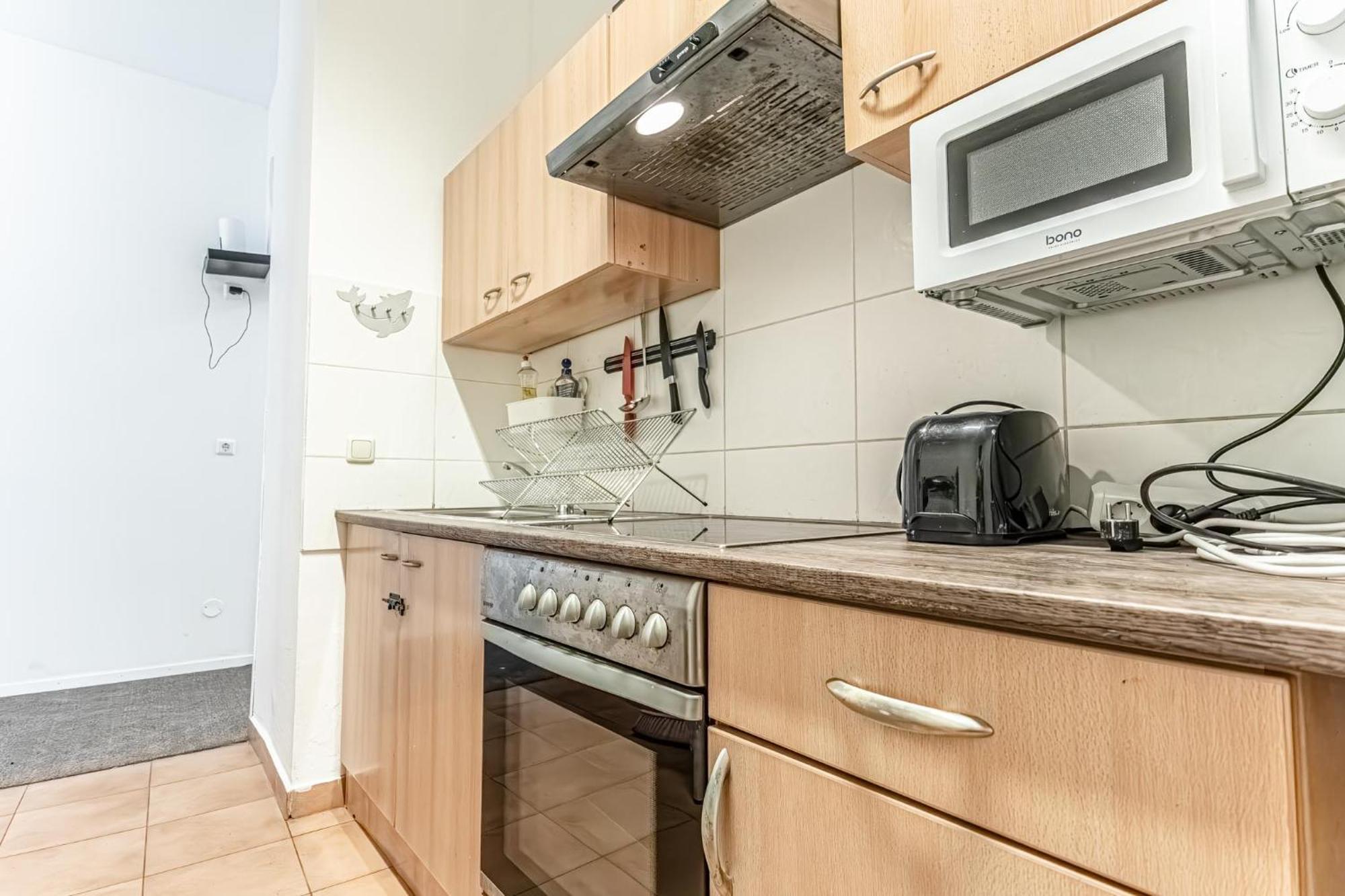 Loevly Shared 6Br With Garden Near Danube & Millenium City Wien Exteriör bild