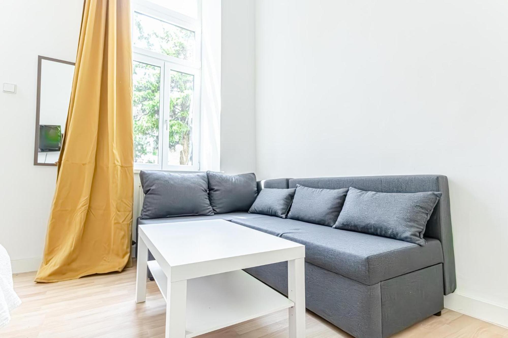 Loevly Shared 6Br With Garden Near Danube & Millenium City Wien Exteriör bild