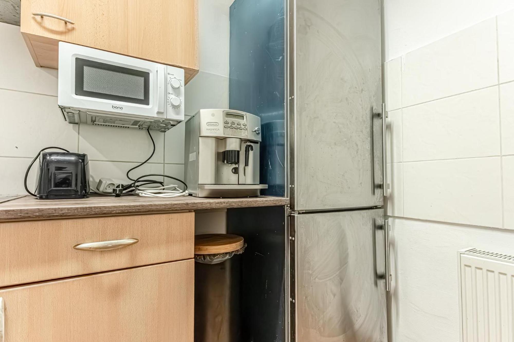 Loevly Shared 6Br With Garden Near Danube & Millenium City Wien Exteriör bild