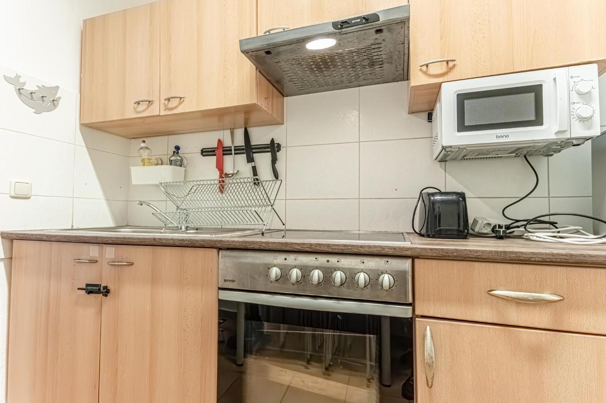 Loevly Shared 6Br With Garden Near Danube & Millenium City Wien Exteriör bild